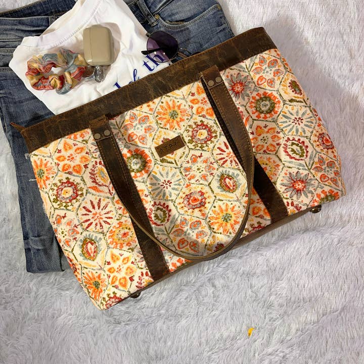 Hopofly Bags - Wholesale Laptop bag – Unisex - Canvas Rug Leather Grammy Box Office Tote Cum Laptop Bag6