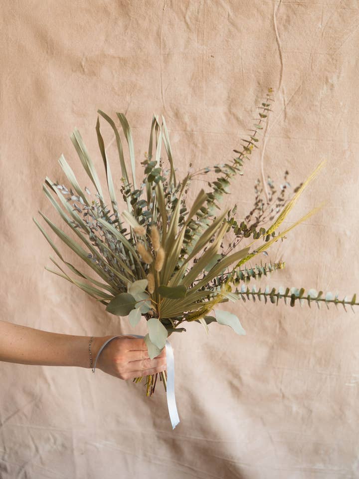 Dried Flower Bouquet - Sea for wholesale by 89th & Autumn