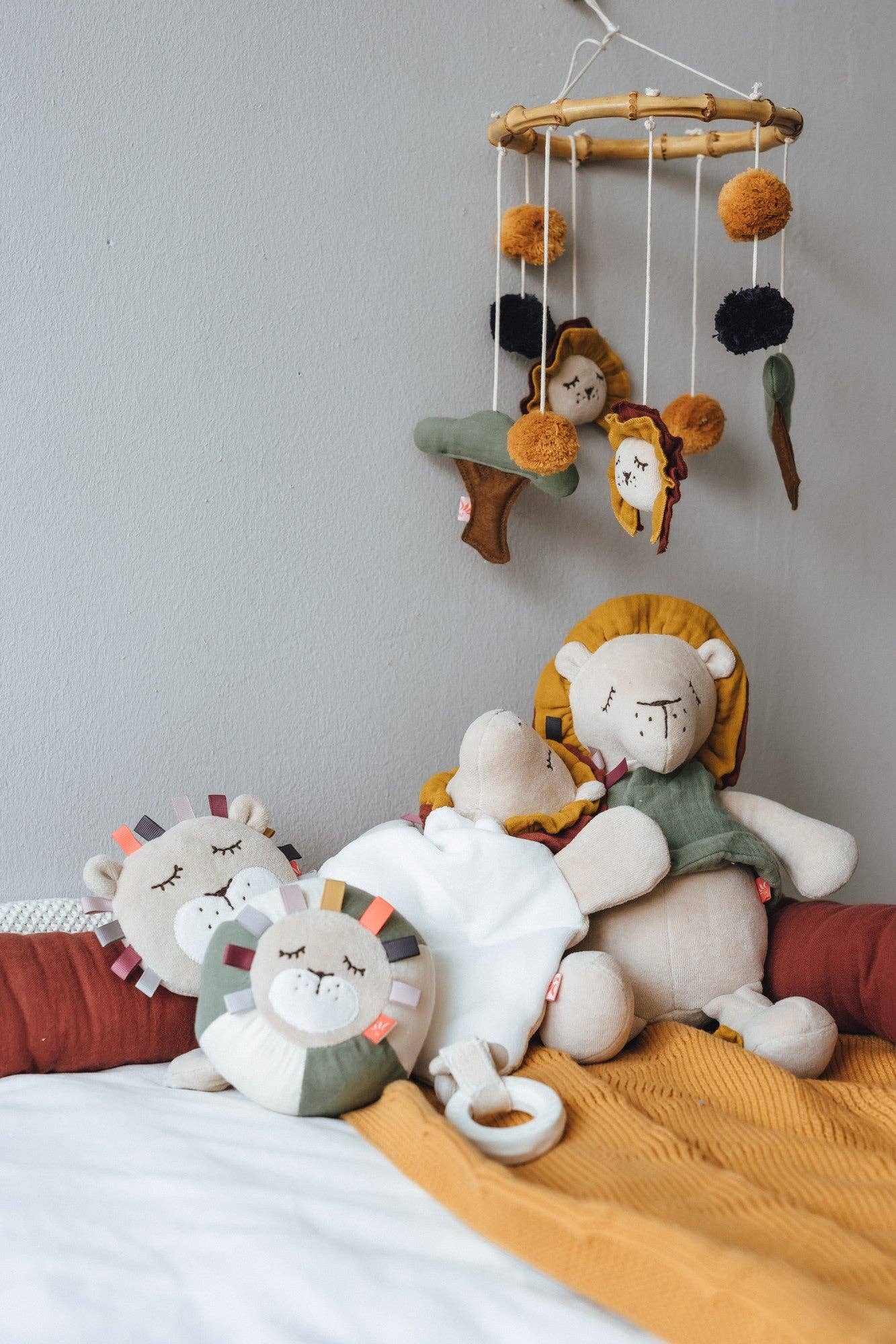 Kikadu - Vente Poupée – enfant - Grande poupée lion1