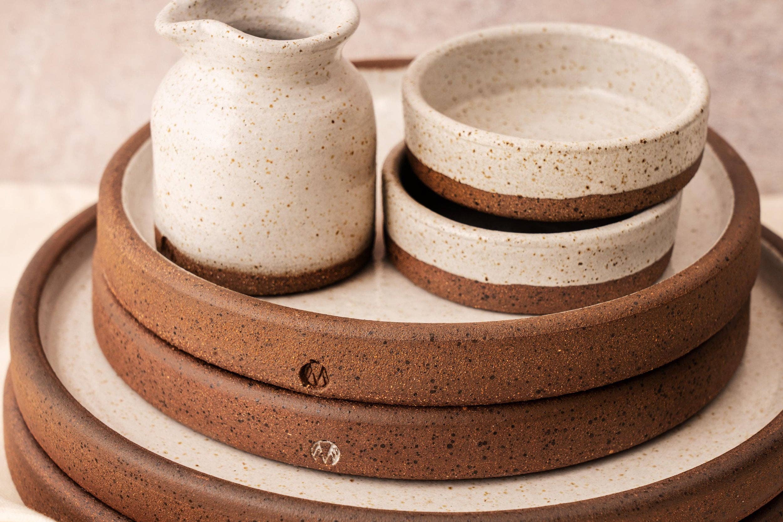 Matthew Jones Ceramics - Wholesale Dinner Plate - Straight Sided Plate: Medium1