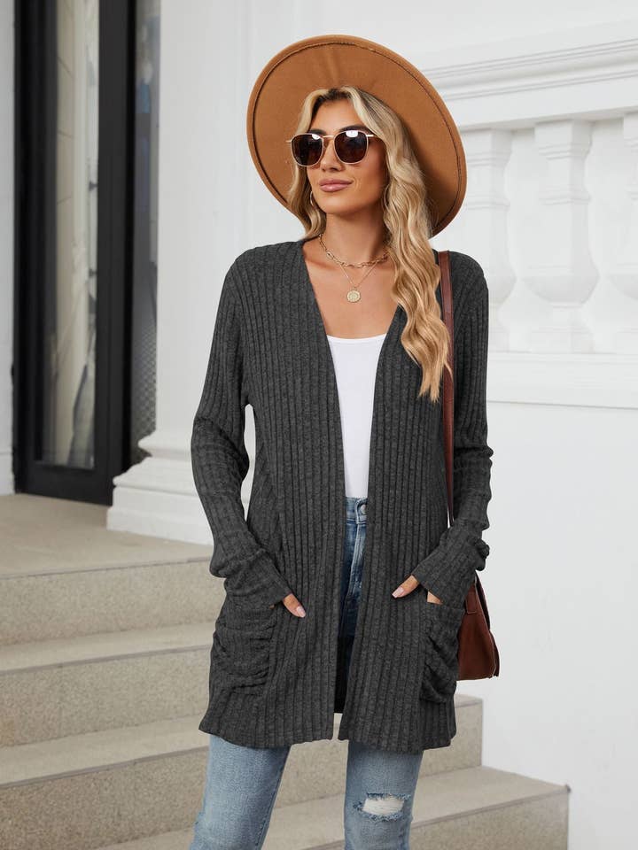 Suhkasana - Vendita all'ingrosso Cardigan - Donna - Top lavorato a maglia con cardigan a maniche lunghe e tasche semplici9