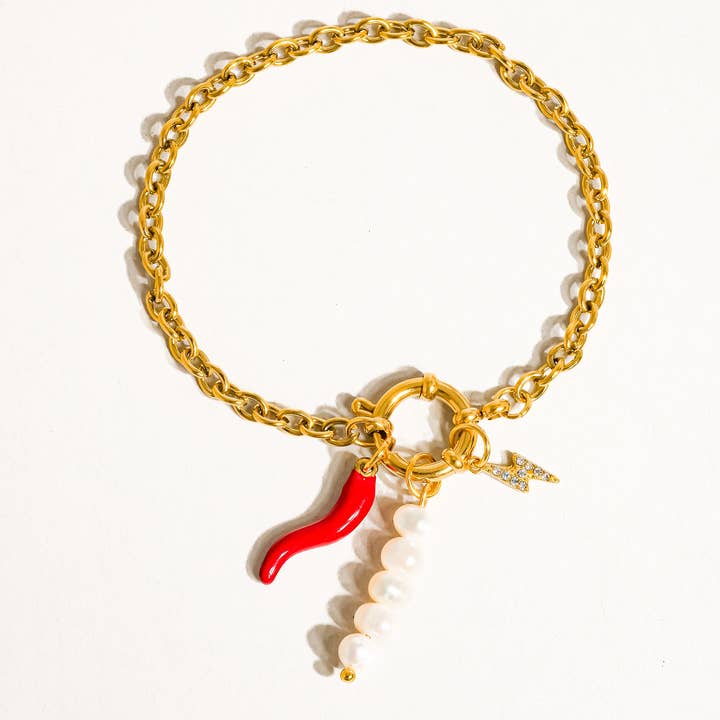 Fina 18K Gold Non-Tarnish Pepper Pearl Bracelet and other Purchase Wholesale rhinestone pendants. Free Returns & Net 60 Terms on Faire trending on Faire.