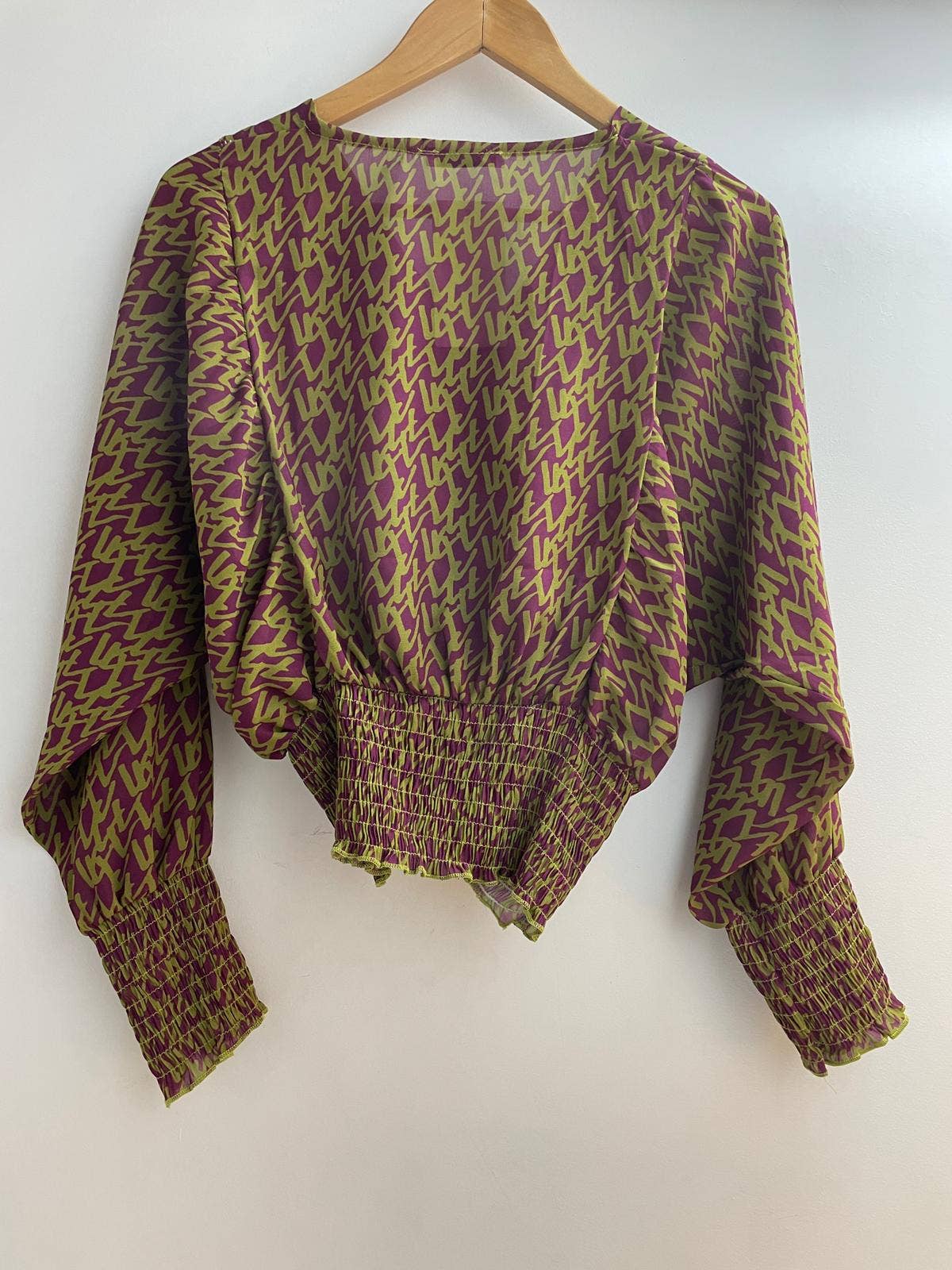 LORIANE - Venta al por mayor Blusa - Mujer - Blusa estampada de talla única 210881