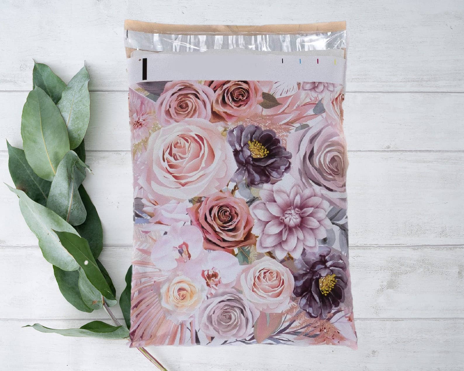 Boho Floral Poly Mailers 10x13 (25 pack) for wholesale on Faire1