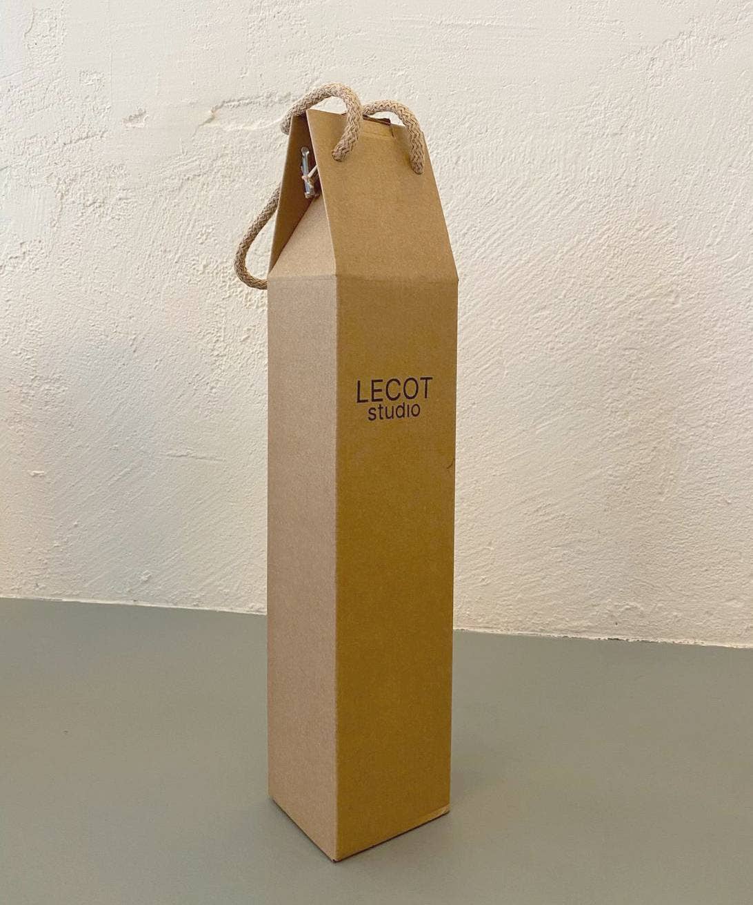 Lecot Studio – wholesale Novelty candle – Clavel4