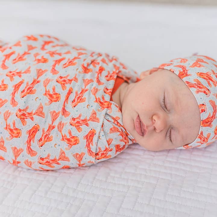 Een kleine koi-inbakerdoek voor wholesale door Rosie River