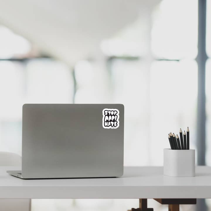 On Point Pins – Adesivo por atacado – Autocolante Stop Asian Hate | Stop APPI Hate Cut Vinil Caridade2