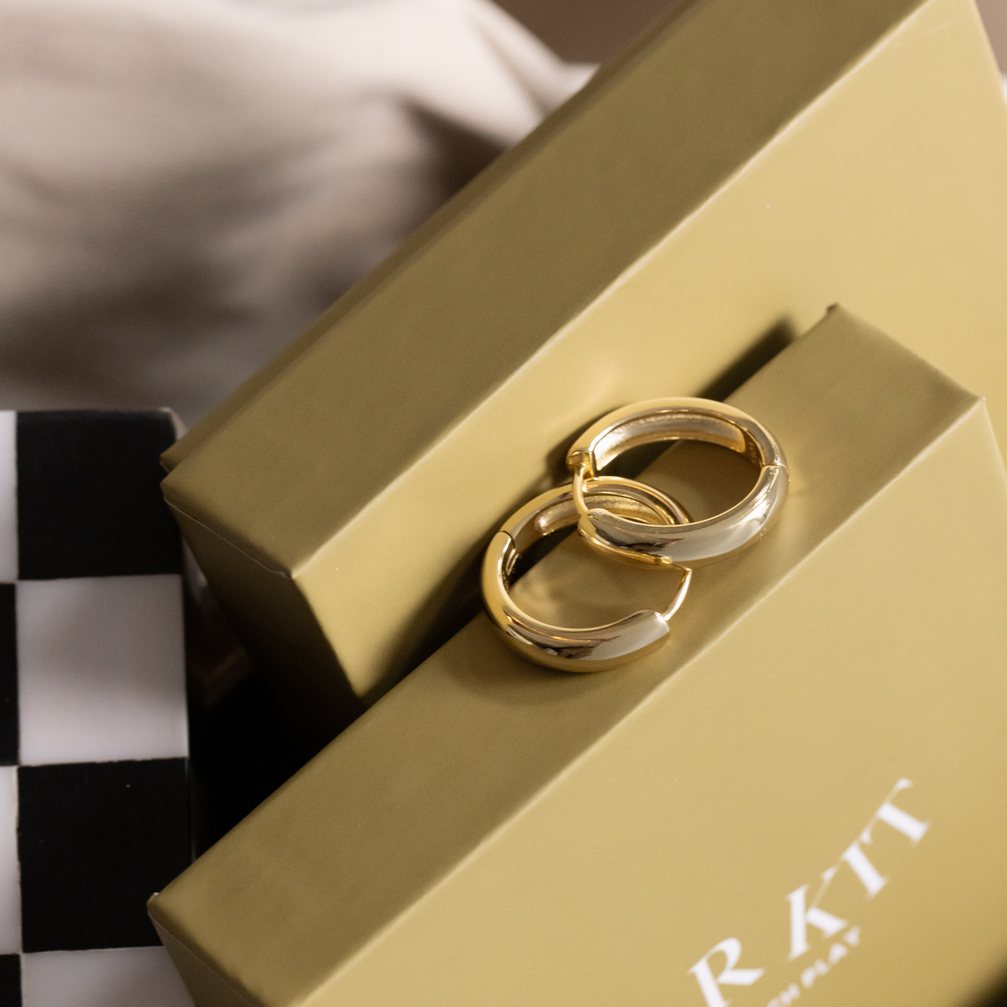 Ear Kit - Wholesale Hoop Earrings - Reversed Raya6