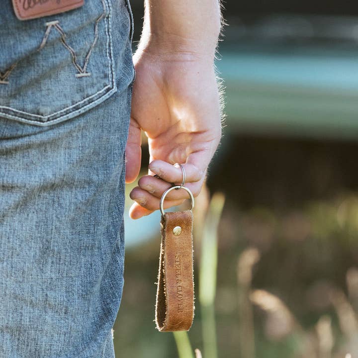 Steel & Clover - Wholesale Keychain - Unisex - Richmond Leather Keychain6