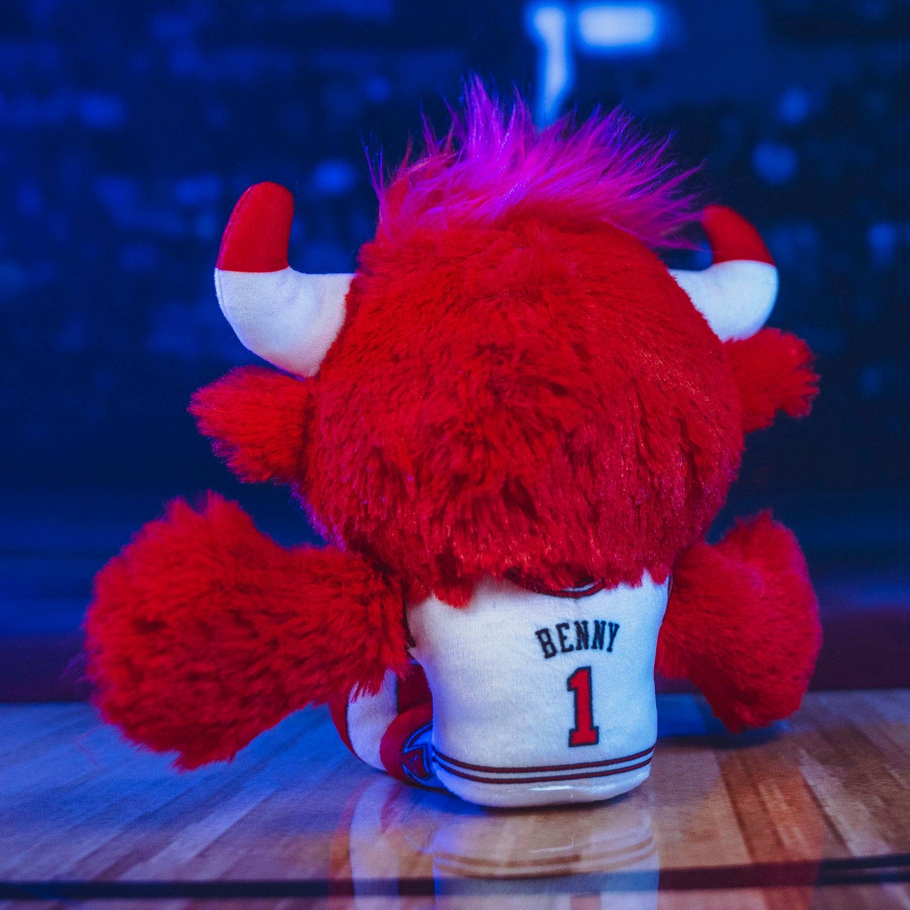 Uncanny Brands - Vente Peluche – enfant et bébé - Peluches assis Kuricha Mascotte Benny des Chicago Bulls par Bleacher Creatures5