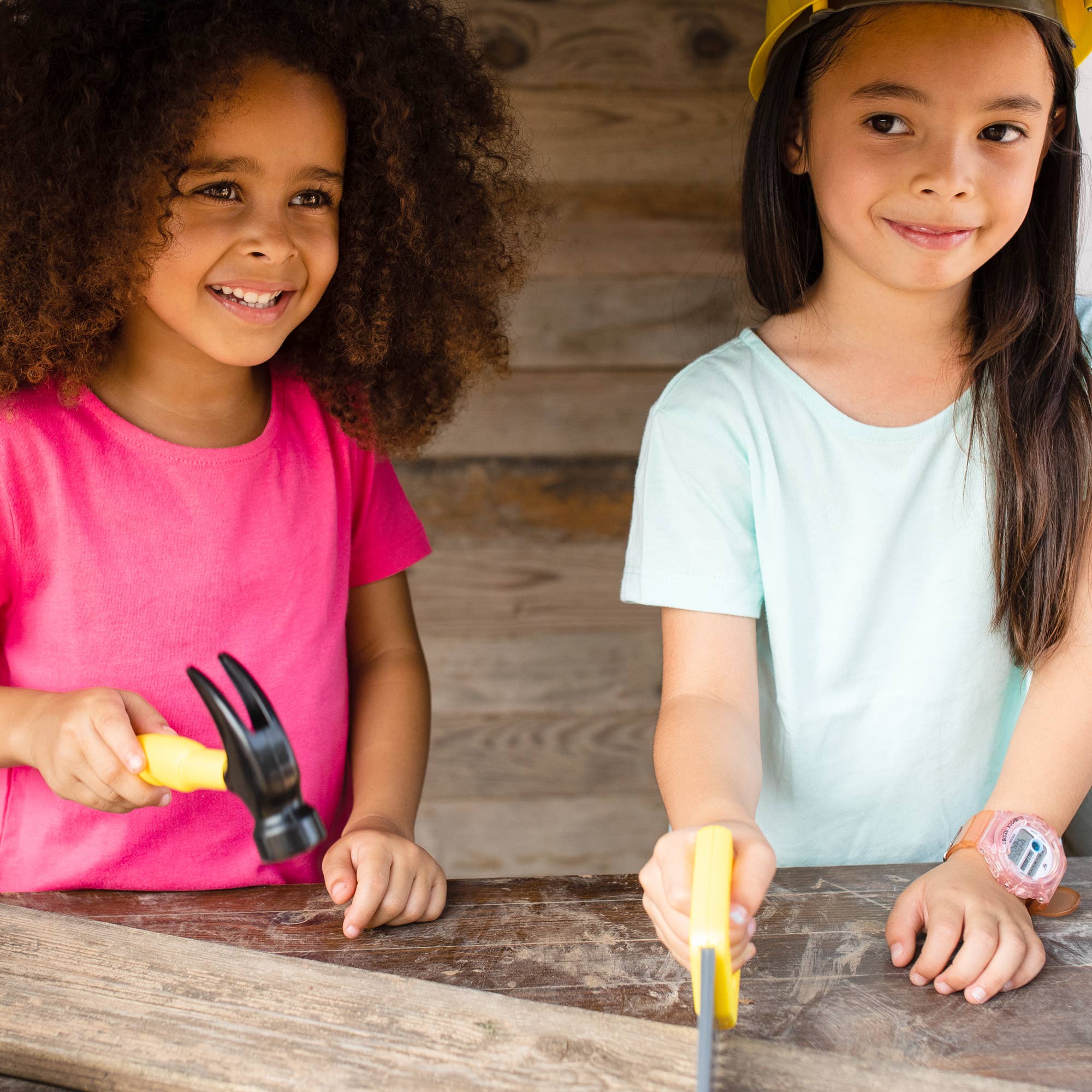 Toysmith - Wholesale Toy Set - Kids - Red Toolbox Stanley Jr. Battery Operated 21-Piece Toolset4