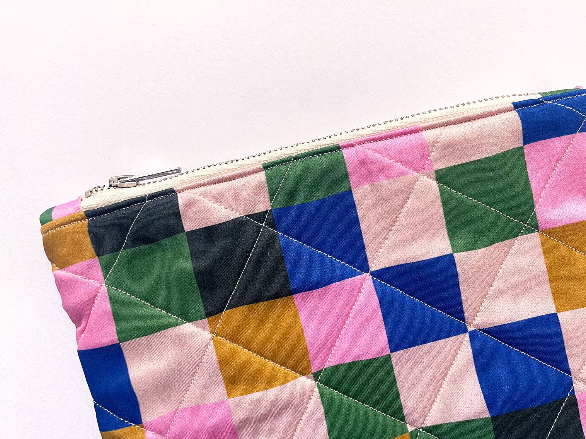 Fabric Drawer - Wholesale Book Cover - Handmade Quilted Book Sleeve – Picnic (Dark)4