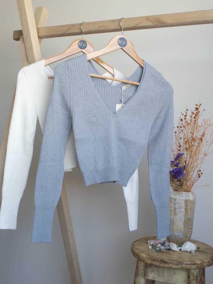 Knit Long-Sleeve//Made From Viscose, Polyester, Elastane for wholesale by Beje Wear