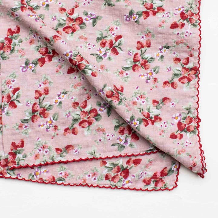 Tiepology - Wholesale Scarf - Women's - Vintage Strawberry Cotton Scarf