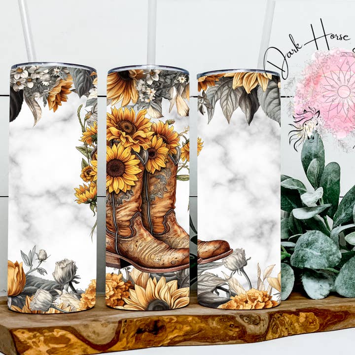 Gobelet marbré en forme de tournesol en forme de cowgirl pour la vente par Dark Horse Dream Designs LLC
