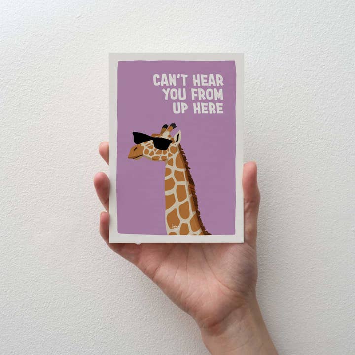 Mini affiche girafe lunettes de soleil "Je ne t'entends pas d'ici" pour la vente par Normablok