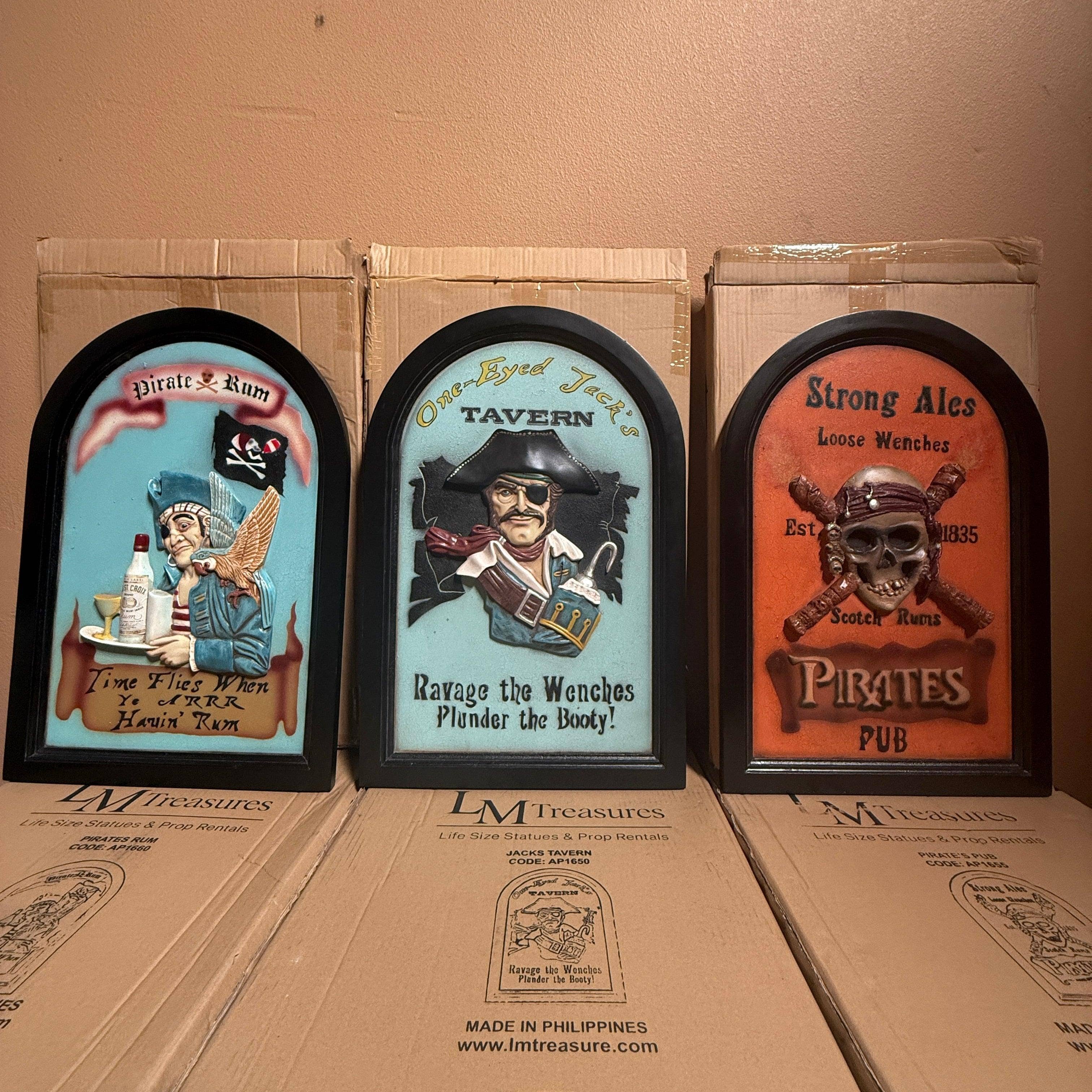 LM Treasures - Wholesale Sign - Pirate Wall Decor Jack's Tavern Sign Statue7