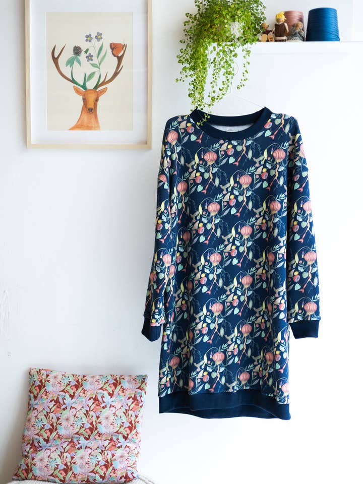 Abito felpa 'Floral Medusa' | blu navy per la vendita all'ingrosso da parte di aesthete-kidswear