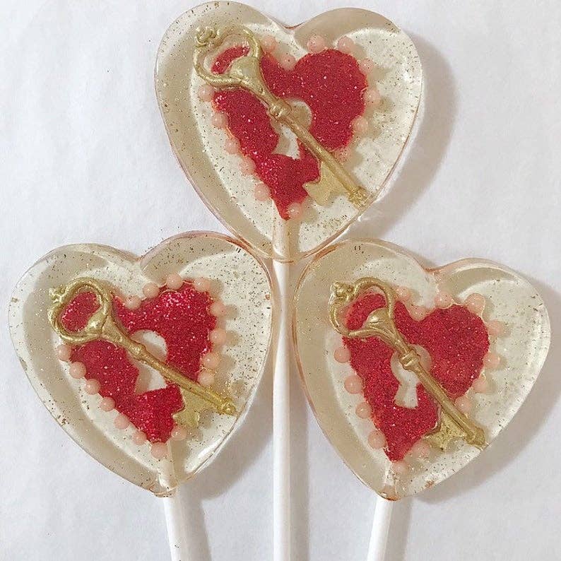A Secret Forest – wholesale Lollipop – Fondant Red Key To My Heart Lollipops1