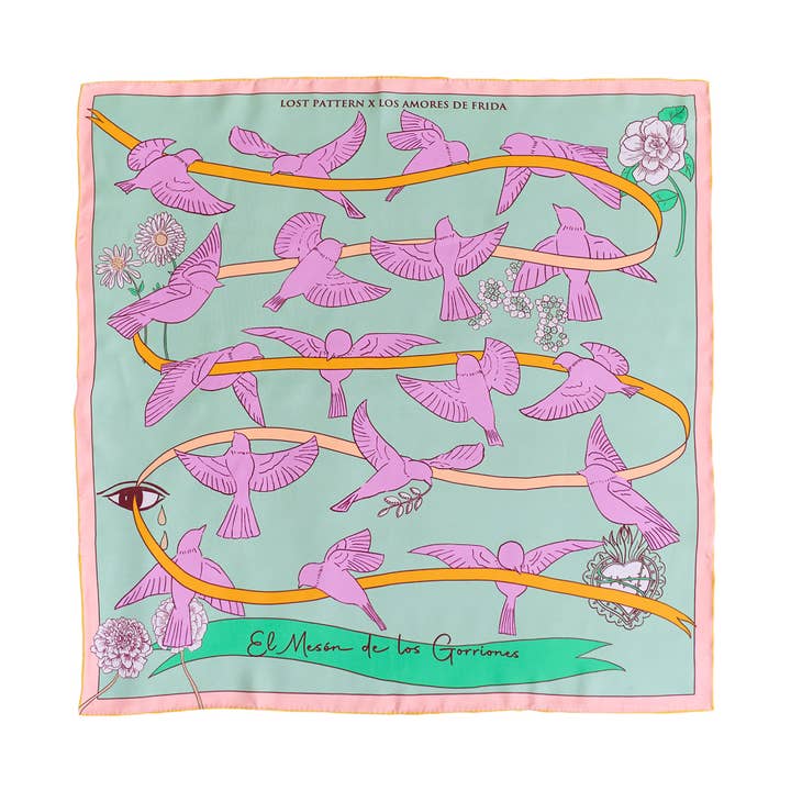 Rosa Pañuelo tipo bandana de seda «House of Frida» de FRIDA x LOST PATTERN, color rosa de venta al por mayor en Faire