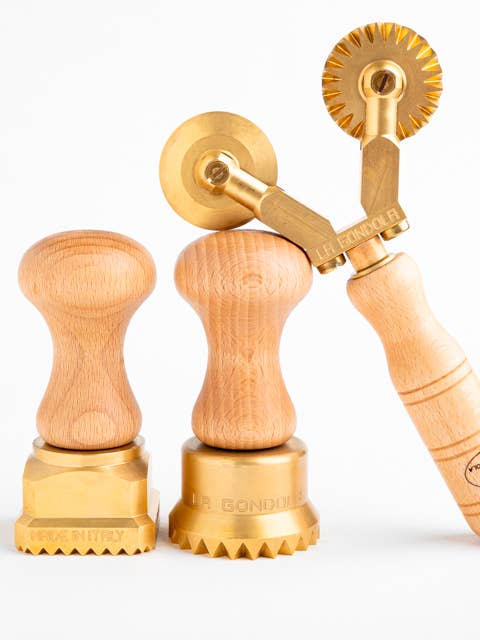 Pasta Tools Set :1 double pasta cutter ,1 stamp 45x45,1 50mm for wholesale by LA GONDOLA