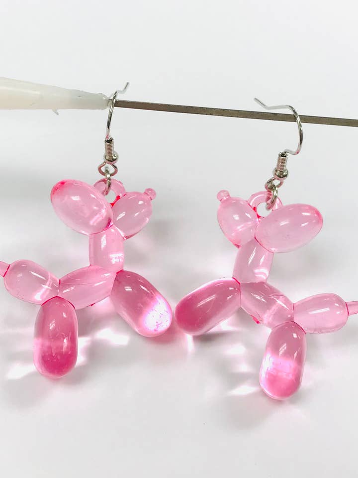 Orecchini a forma di cane palloncino rosa trasparente per la vendita all'ingrosso da parte di SimpleNGreat
