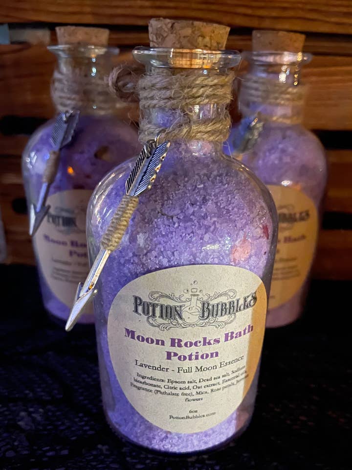 Moon Rocks Bath Potion for wholesale by Potion Bubbles