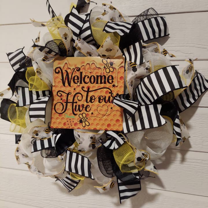 An Array of Wreaths, LLC – wholesale Wreath – Welcome to our Hive Deco Mesh Wreath
