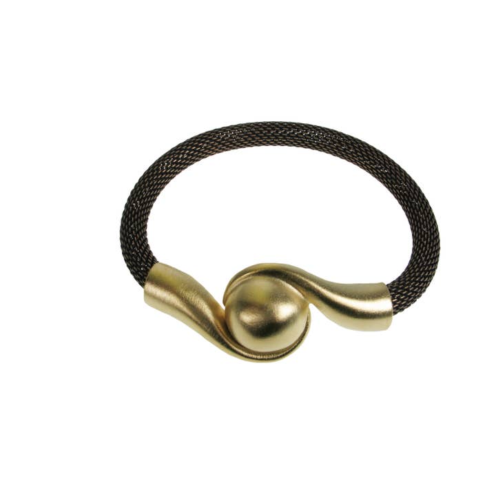 Erica Zap Designs - Wholesale Link & Chain Bracelet - Mesh Bracelet with Magnetic Swirl Ball Clasp4