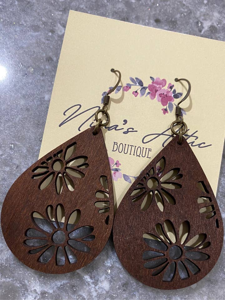 Floral Cutout for wholesale by Nina’s Attic