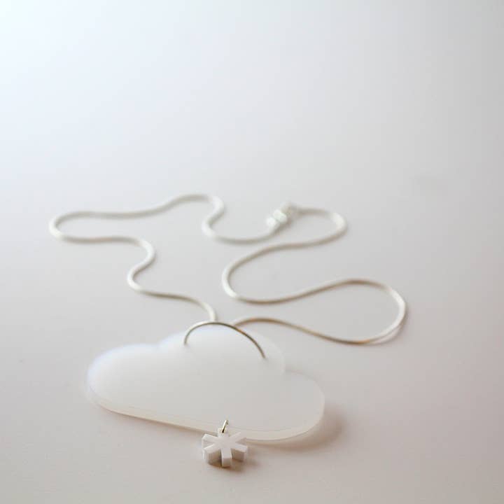 Pendentif Whatever the Weather - Neige pour la vente par Alice Jacobs Designs