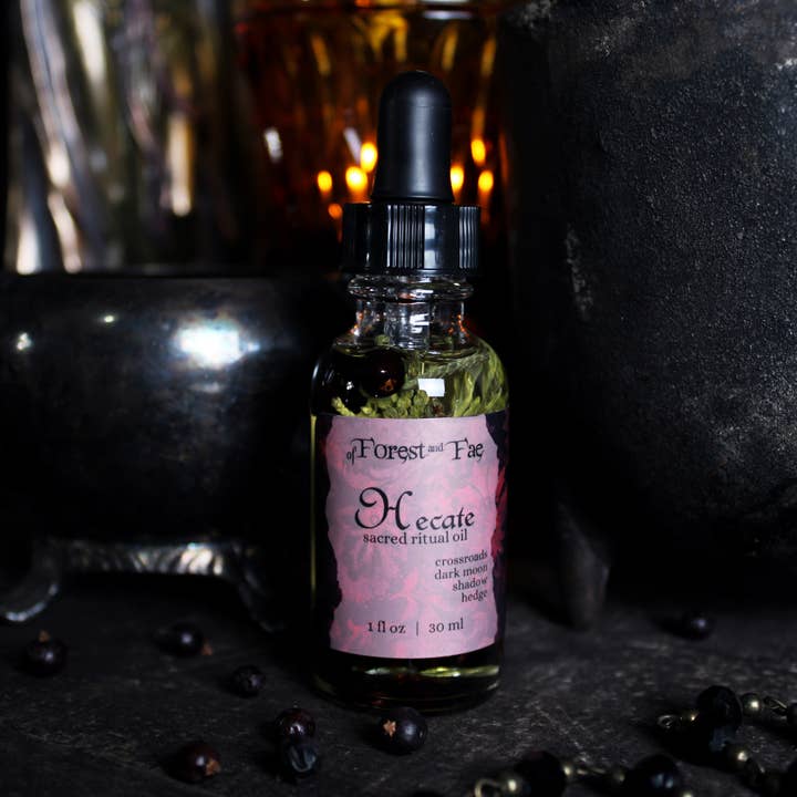 of Forest and Fae – wholesale Meditation supplies – Hecate Sacred Ritual Oil • Altar oil for spell & ritual work5