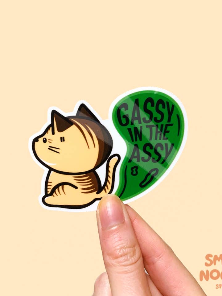 Rolig Katt Gassy Ass Fis Vinylklistermärke, Vuxen Gas-humor för wholesale av Small Noggin Studios