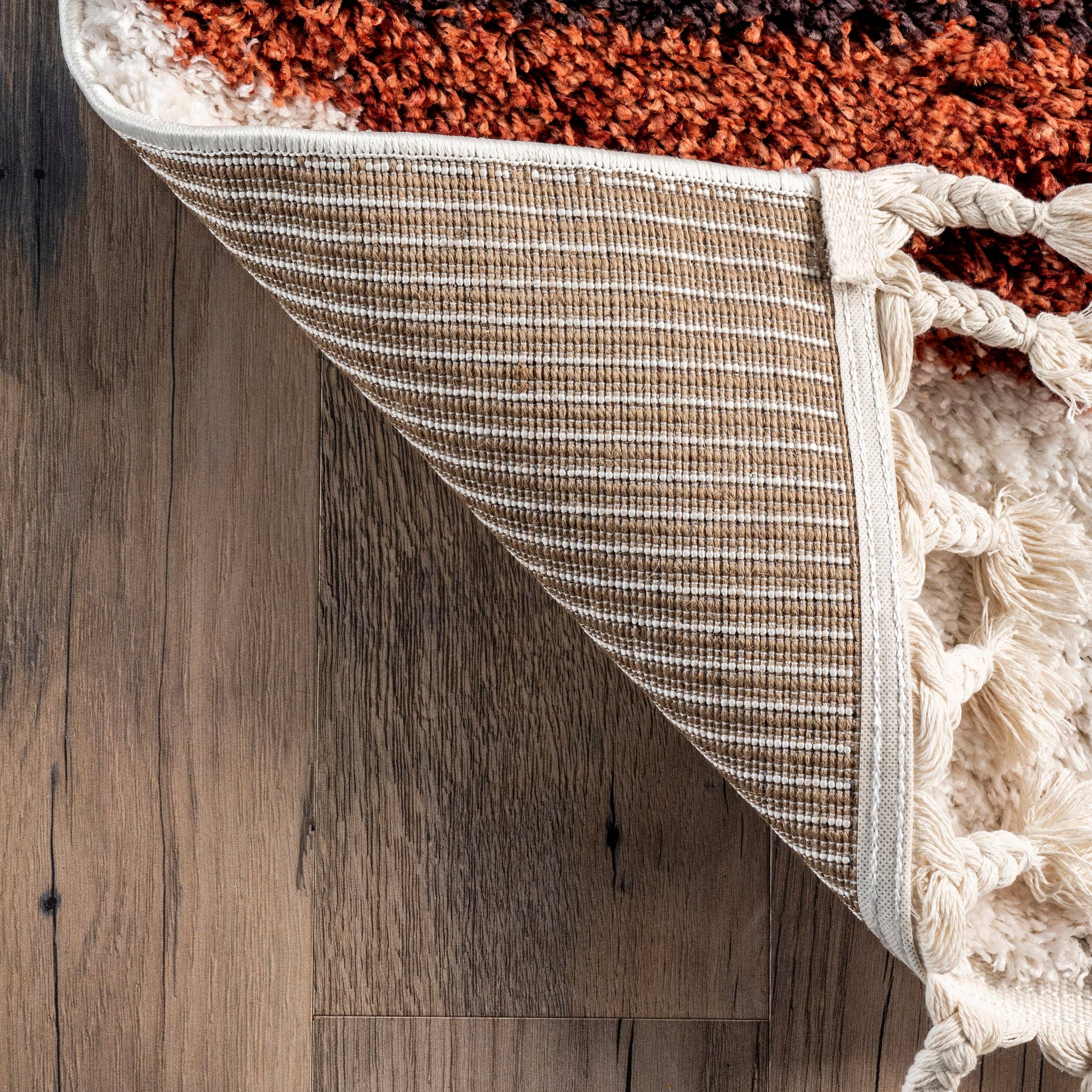 Rust Kali Shaggy Diamond Tassel Area Rug for wholesale on Faire5