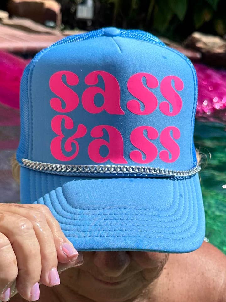 Sass & Ass Truckerhatt för wholesale av Very Cherry