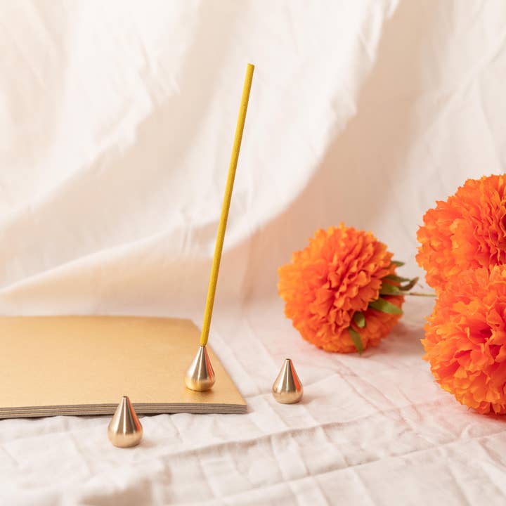 The Golden Altar – Porta-incenso por atacado – Suporte de incenso de lágrima de latão3