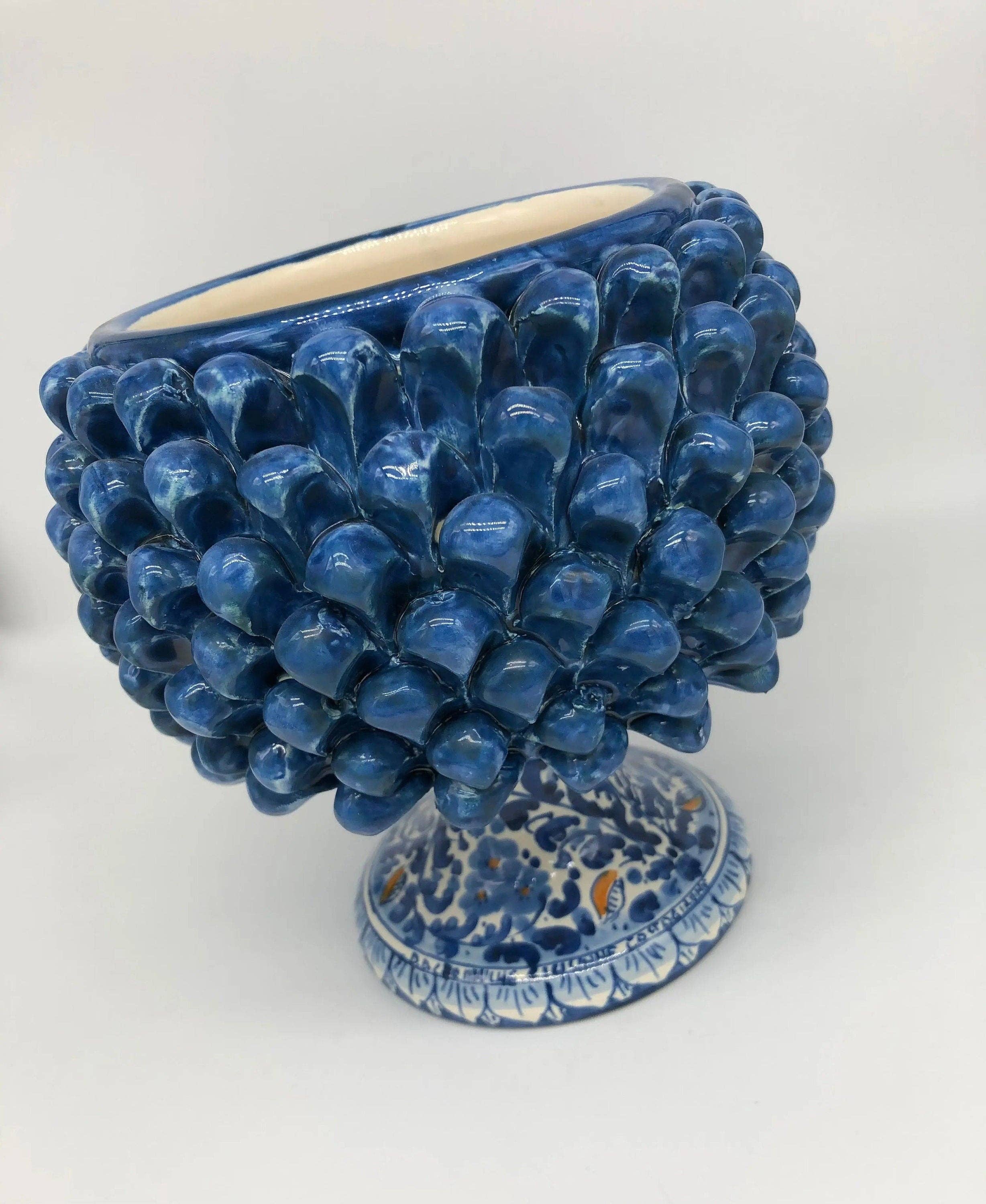 DD Ceramiche Siciliane - Wholesale Decorative Plate/Dish/Bowl - Half Pinecone Ceramic Caltagirone cm H.20 L.20 Handmade Antique Blue Decorated Base4