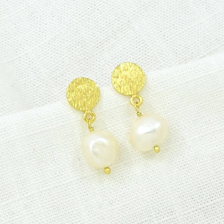 Schmuckoo Berlin - Wholesale Dangle Earrings - Alessa Earrings Gold Plated - Natural Pearl3