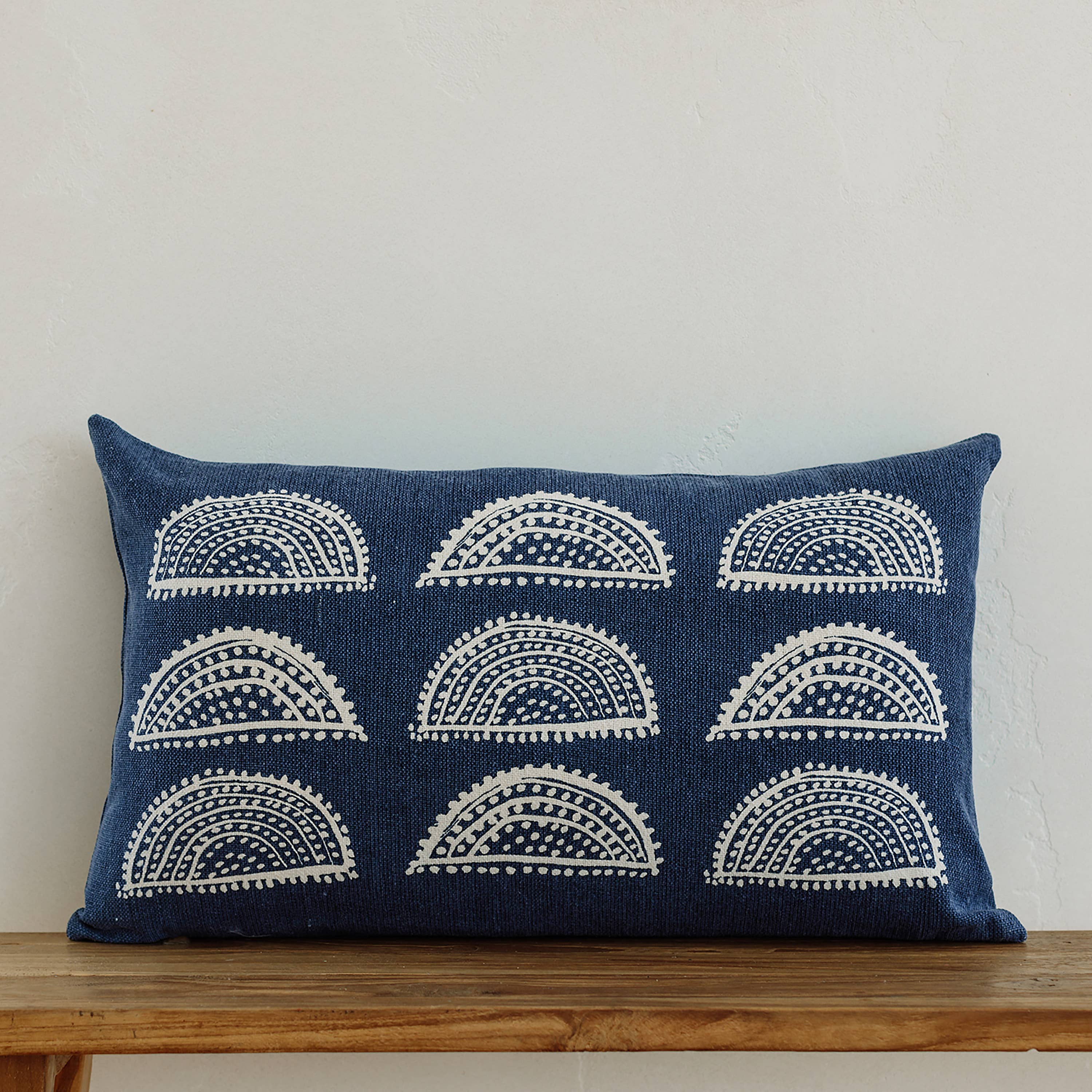 NAKI & SSAM INC. - Wholesale Throw Pillow Cover - Meraki Collection 24in.x14in. Gond Art-Inspired Sunburst20