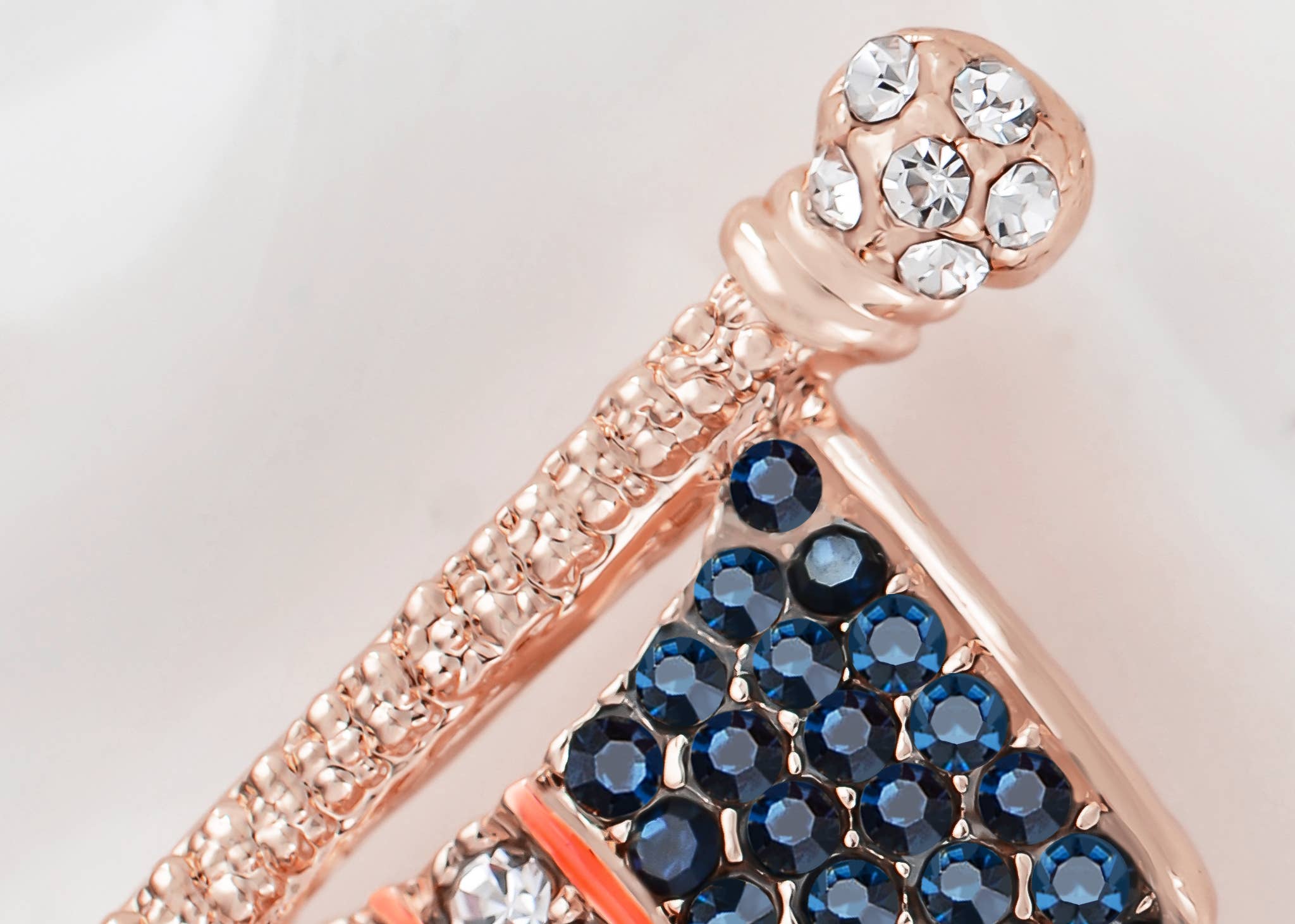 AK Brand – Großhandel Broschen – Brosche mit amerikanischer Flagge der USA, 4. Juli107