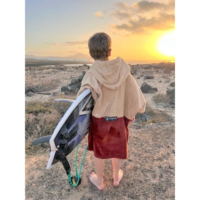 Inventsports Limited - Wholesale Retailer Sample - Unisex Apparel - Wave-Hawaii DUNAS Beach Poncho and changing Robe11
