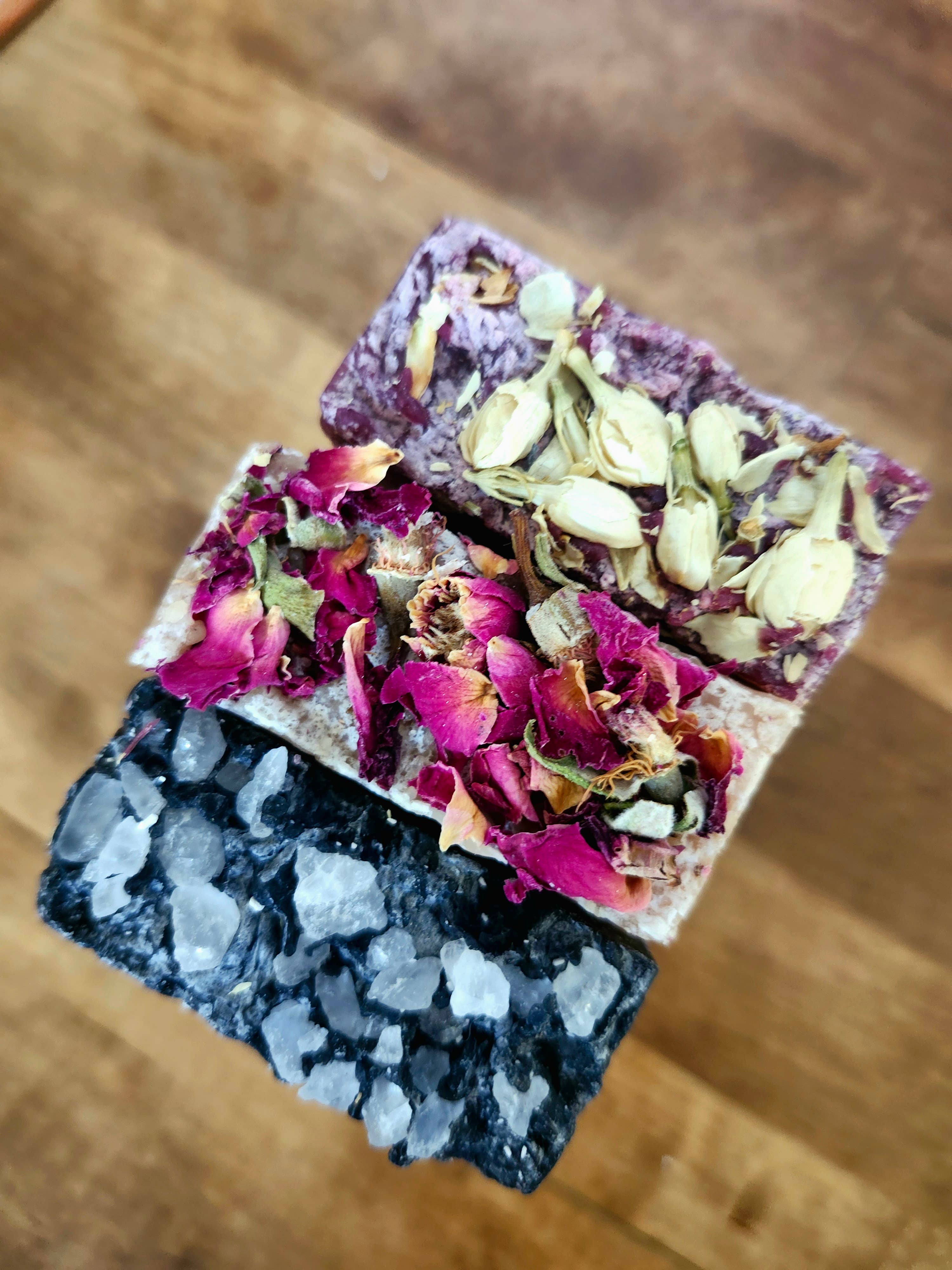 Three Witches Tea Shop - Wholesale Bar Soap - Oakmoss + Charcoal Organic Shea Butter Protection Soap 5