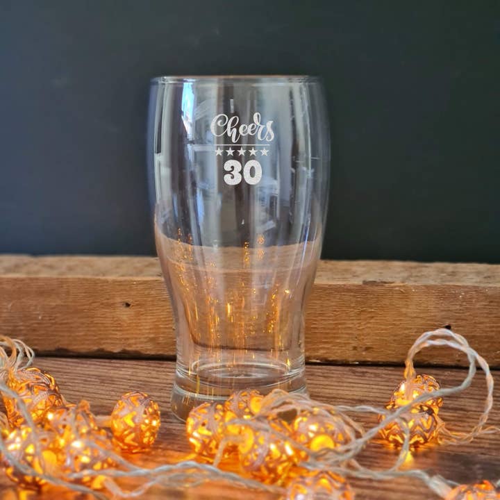 Afewhometruths – wholesale Beer glass/mug – 30th Birthday Gift Pint Glass2