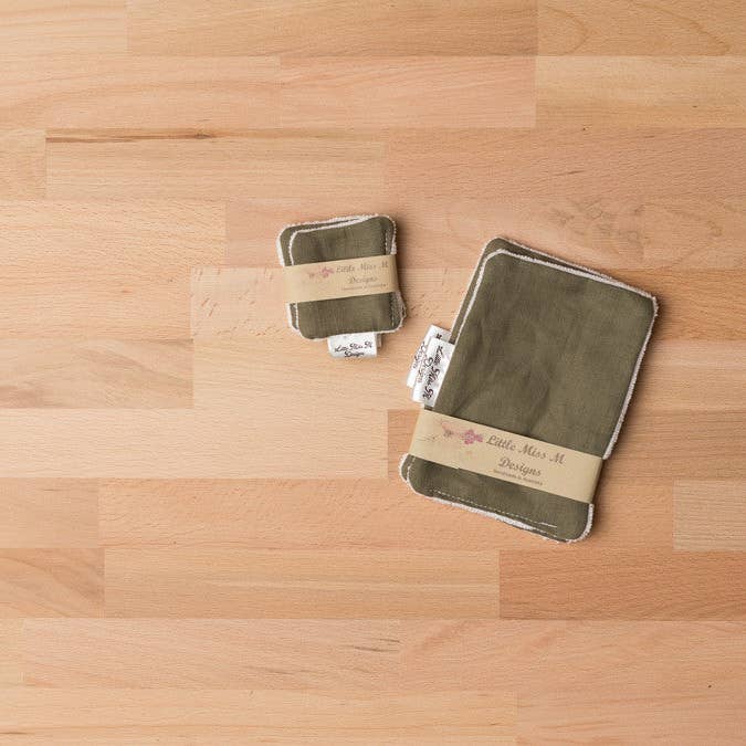 Little Miss M Designs - Wholesale Make-up remover - Moss Makeup wipes1