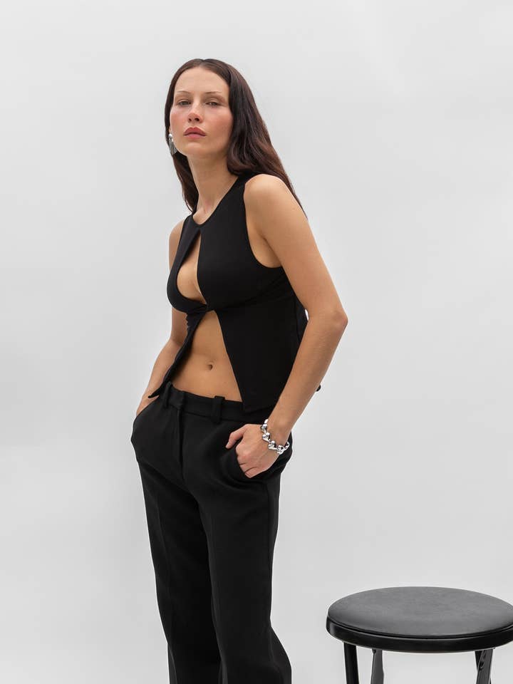 Bella Black Viscose Women's Knit Top for wholesale on Faire1