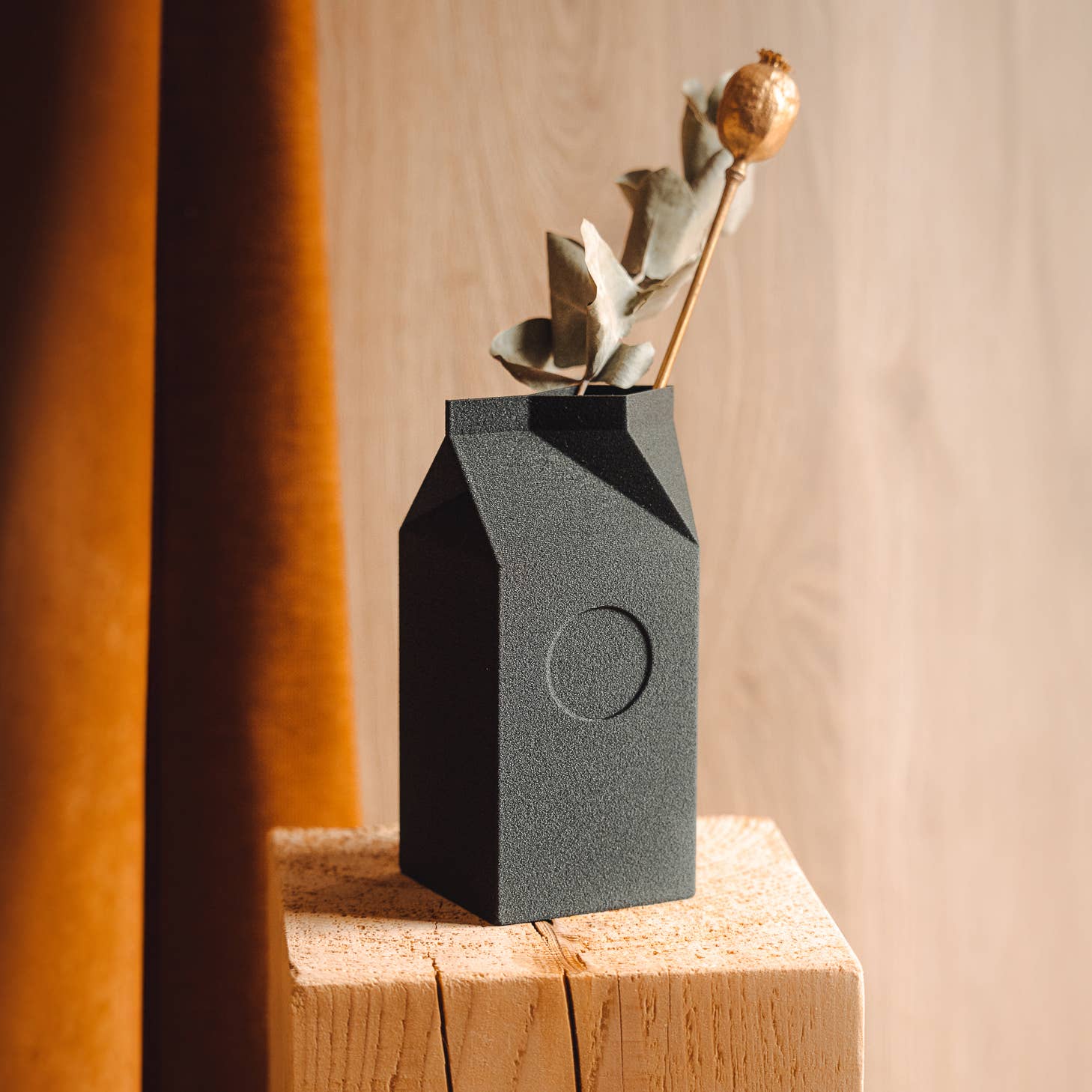 Copo Design - Wholesale Vase - Dried flowers Vase - Wood based and plastic free -  Milk2