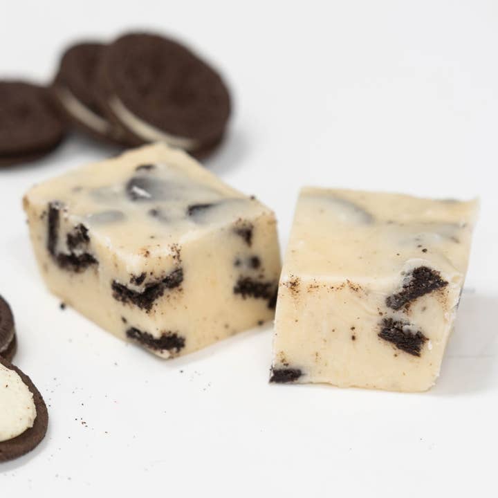 Valley Fudge & Candy - Wholesale Fudge - Cookies & Cream 1/2 lb. Fudge Bar