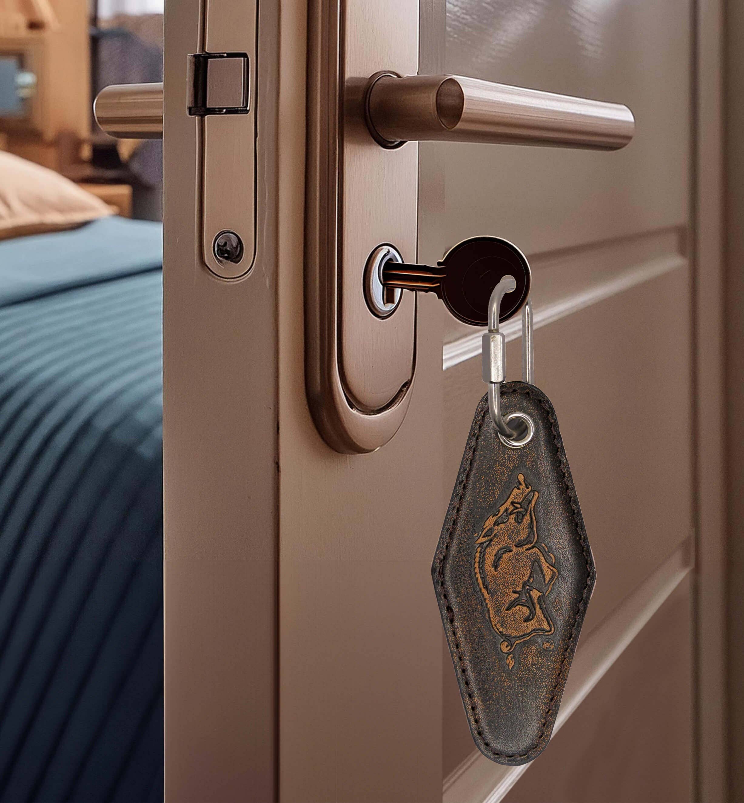 Zep-Pro - Wholesale Keychain - Unisex - Arkansas Razorbacks Collegiate Vintage Full Grain Leather Key Fob. Brown Burnished and Tan Embossed Key Ring.4