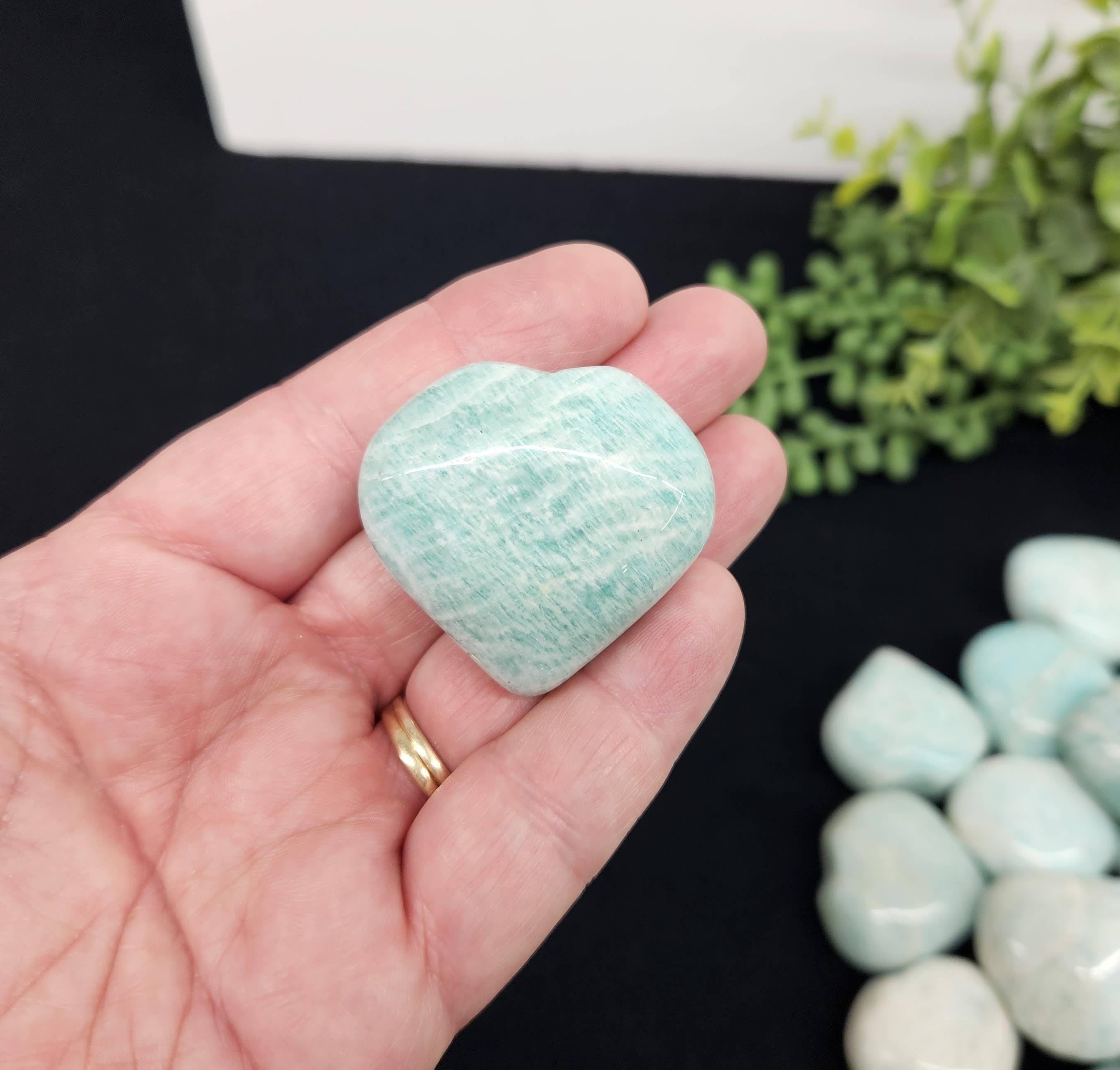 Meraki Gemstones - Wholesale Spiritual Stone/Crystal - Amazonite Hearts-0.5 kg/1.1lbs., (40x40x20mm or 4cm)2