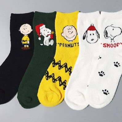 K_Wonderland - Wholesale Socks - Unisex - Peanuts Snoopy COZY warm Sleeping Socks- ULTRA SOFT